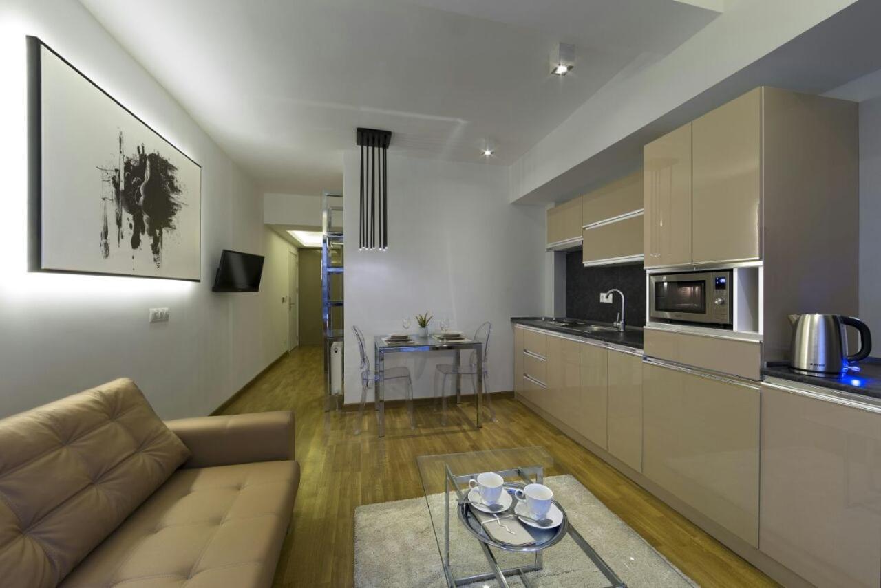 איסטמבול The Place Suites By Cey מראה חיצוני תמונה
