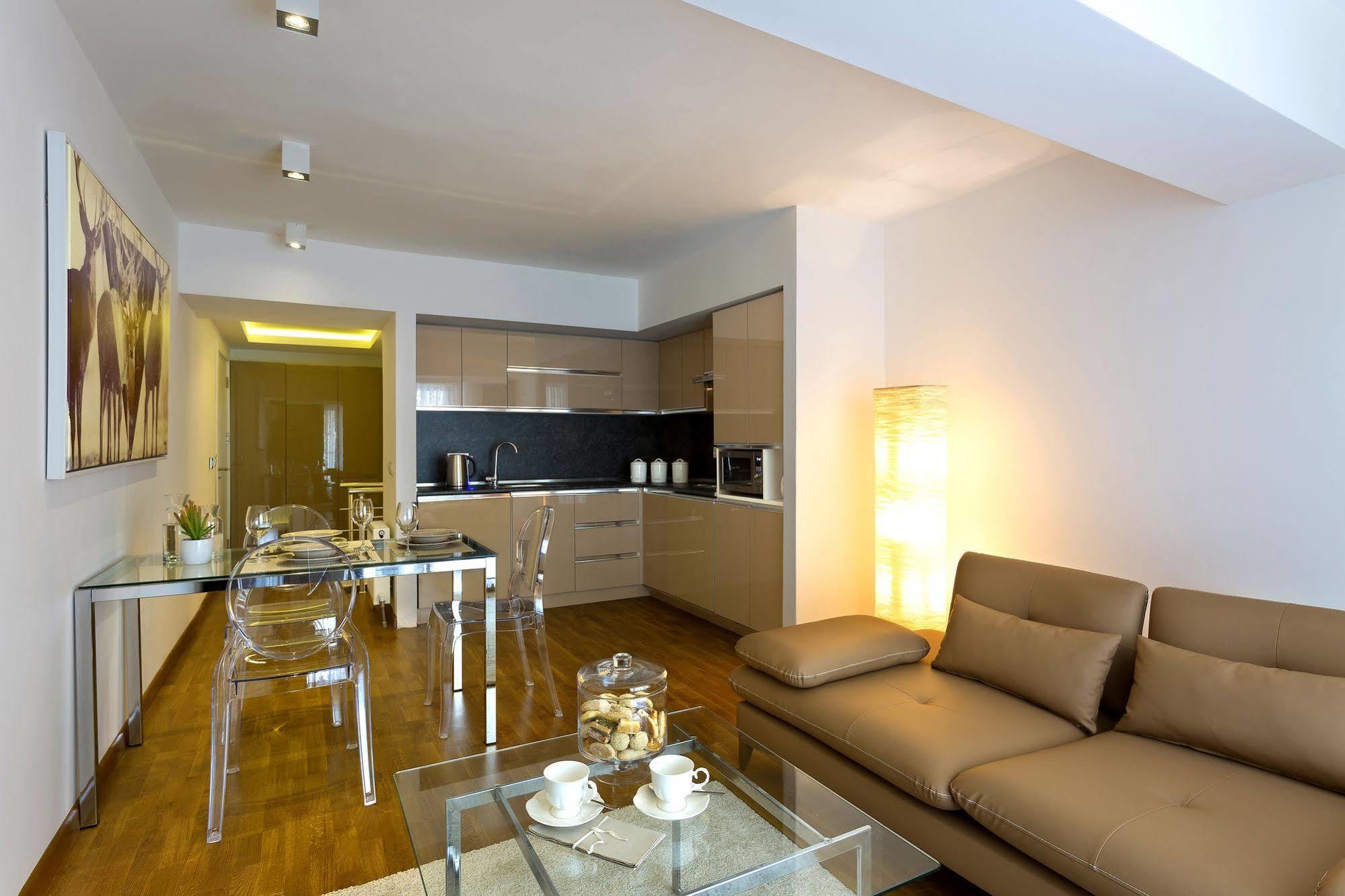 איסטמבול The Place Suites By Cey מראה חיצוני תמונה
